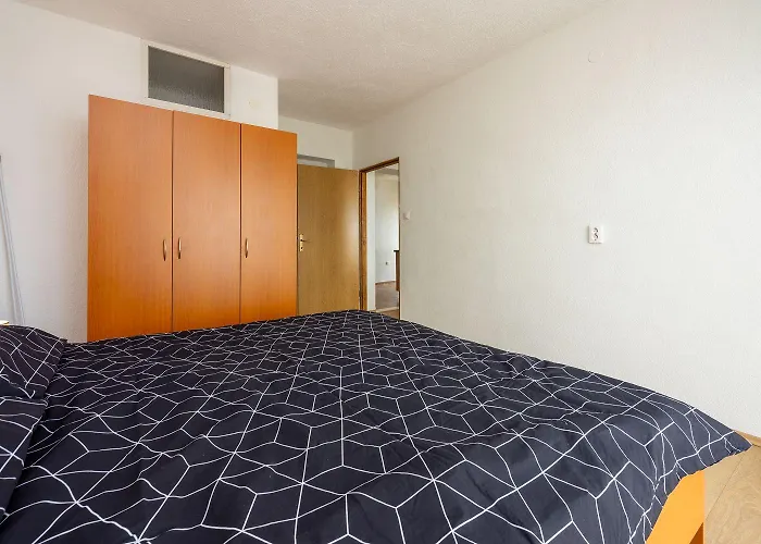 Modernes Nur 300 Meter Zum Mit Meerblick, Pool, Grill - Hundefreundlich Апартаменты