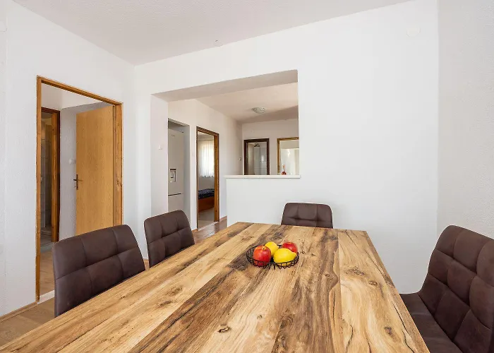 Modernes Nur 300 Meter Zum Mit Meerblick, Pool, Grill - Hundefreundlich Апартаменты Нови-Винодолски