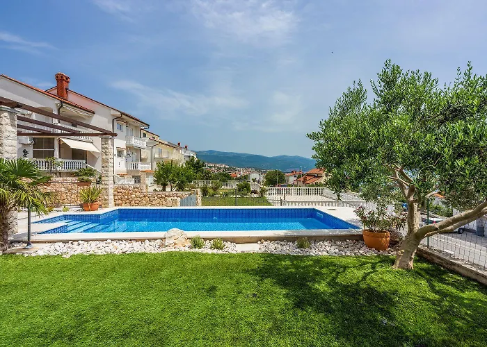 Modernes Nur 300 Meter Zum Mit Meerblick, Pool, Grill - Hundefreundlich * Нови-Винодолски