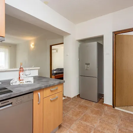 Modernes Nur 300 Meter Zum Mit Meerblick, Pool, Grill - Hundefreundlich