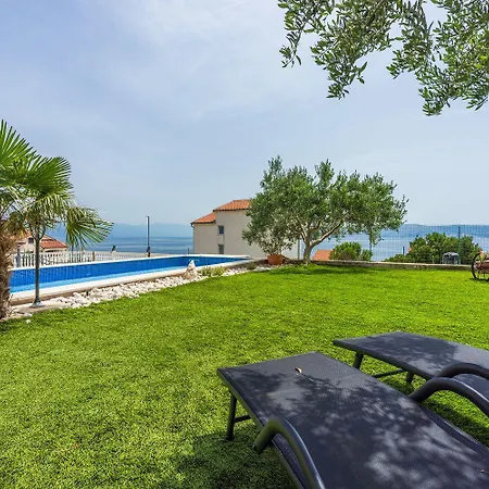 Modernes Nur 300 Meter Zum Mit Meerblick, Pool, Grill - Hundefreundlich Lejlighed *