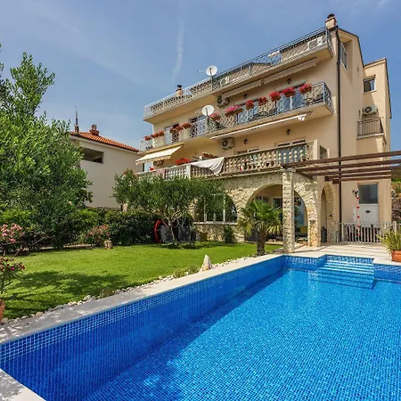 Modernes Nur 300 Meter Zum Mit Meerblick, Pool, Grill - Hundefreundlich *