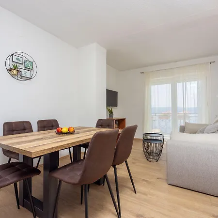 Modernes Nur 300 Meter Zum Mit Meerblick, Pool, Grill - Hundefreundlich