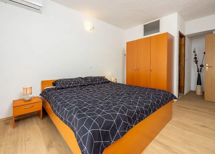 Apartmán Modernes Nur 300 Meter Zum Mit Meerblick, Pool, Grill - Hundefreundlich Novi Vinodolski