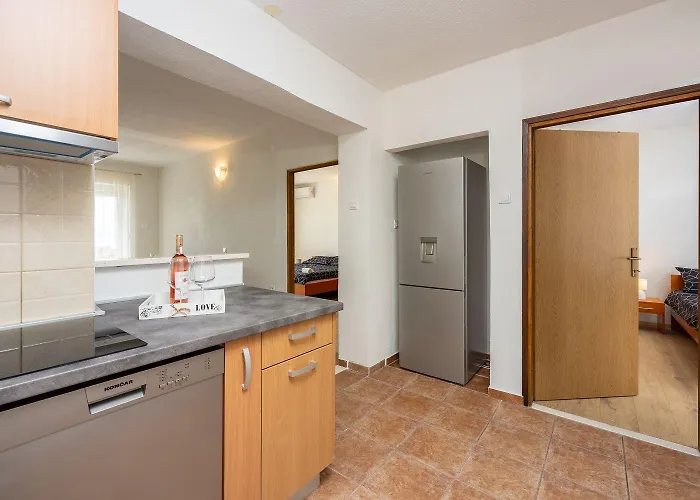 Modernes Nur 300 Meter Zum Mit Meerblick, Pool, Grill - Hundefreundlich