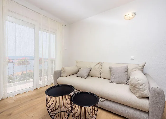 Apartmán Modernes Nur 300 Meter Zum Mit Meerblick, Pool, Grill - Hundefreundlich