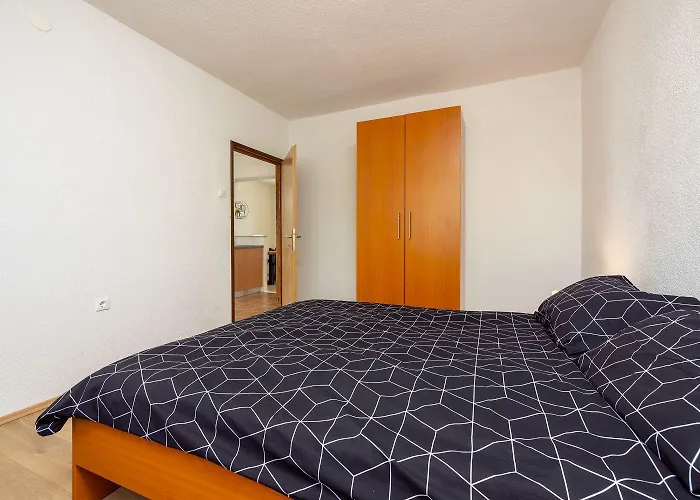 Modernes Nur 300 Meter Zum Mit Meerblick, Pool, Grill - Hundefreundlich
